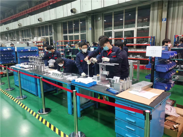 造作出产部门加班加点，大力支持2.jpg