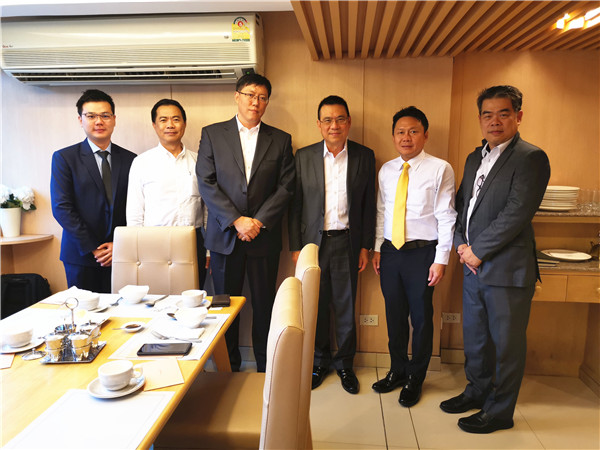 与东盟创新巨头泰国暹罗皇家水泥集团-SCG-总裁润荣先生和高级辅导集体探求全面性合作.jpg